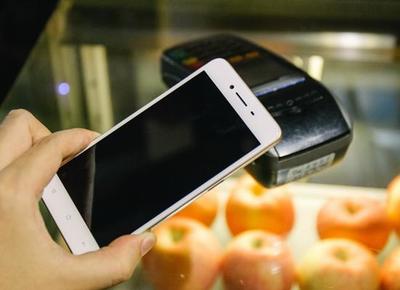 1299元高顏值！OPPO A37上手簡(jiǎn)評(píng) 讓人拿起就放不下的移動(dòng)支付設(shè)備